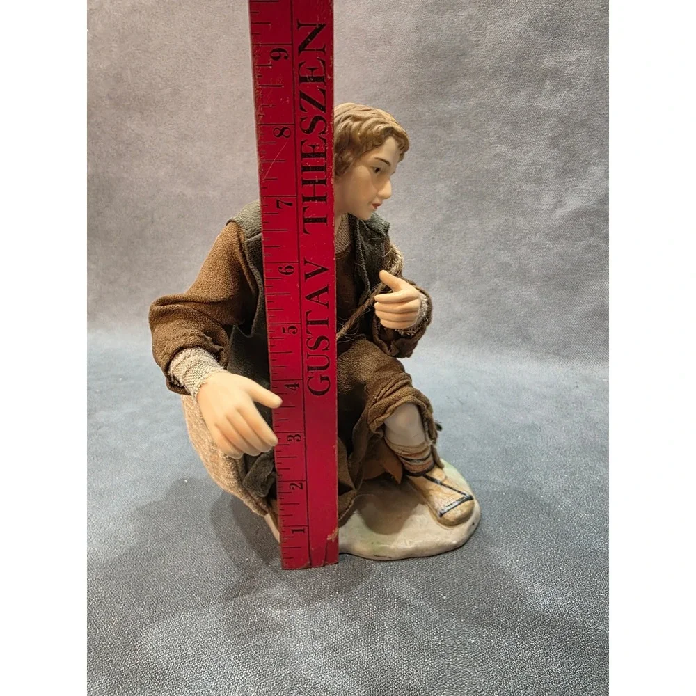 Member's Mark Shepherd Nativity Figurine Kneeling Fabric Robes 9 Inch Brown